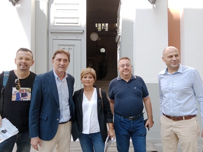 Κώστας Καρπέτας: Ο Νεκτάριος Φαρμάκης κρ...