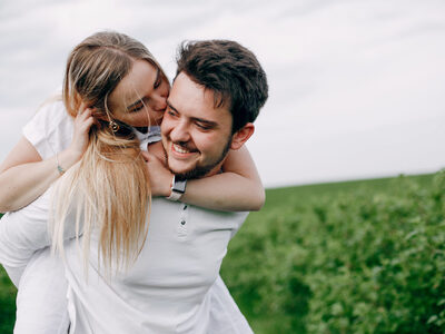 Τα 4 ζώδια που κερδίζουν στην αγάπη έως ...