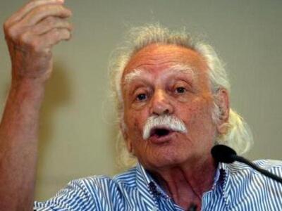 Γλέζος: Καλώ όλους τους Έλληνες να αντιδράσουν!