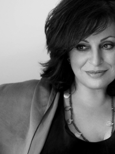 Η Χάρις Αλεξίου για 15 παραστάσεις στο «Παλλάς»