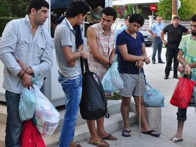 «Πόλεμος»  μεταξύ αστυνομίας - αντιρατσι...