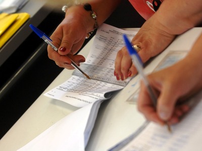 Τόσα θα πάρουν οι δικαστικοί αντιπρόσωπο...