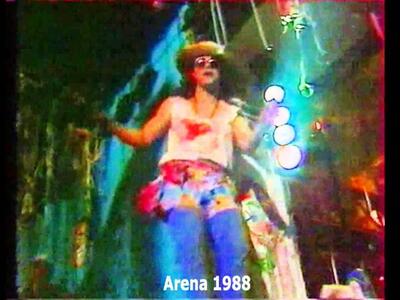 BINTEO: Χορεύοντας το 1988 με τον Γιώργο...