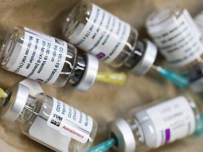 Εμβόλιο: Η ΕΕ προσπαθεί τώρα να ανακόψει...