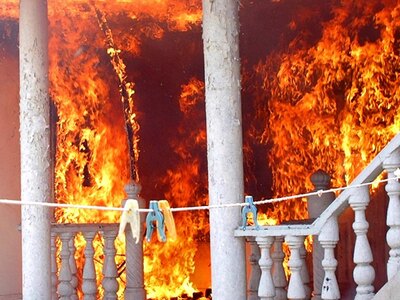 Πάτρα: Φωτιά σε διαμέρισμα στην οδό Βυζα...