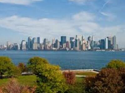 Ποιες πόλεις προσελκύουν τα μεγαλύτερα μ...