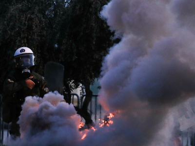 Θεσσαλονίκη: 4 συλλήψεις και 5 προσαγωγέ...