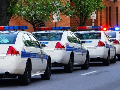 Καναδάς: Πήρε την καραμπίνα και άρχισε ν...