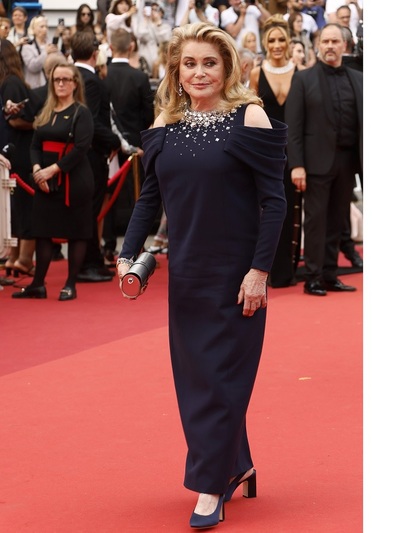 Kατρίν Ντενέβ με Louis Vuitton