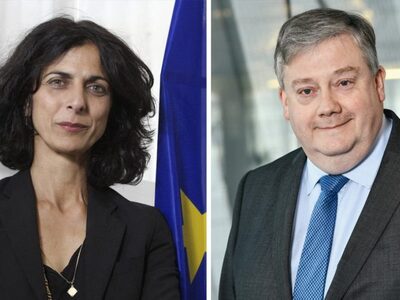 Παραίτηση ευρωβουλευτών εν μέσω του σκαν...