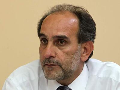 Αποτυχία επιτελικού κράτους , Άβουλη αυτοδιοίκηση