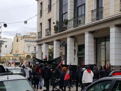 Πορεία από τα μέλη του Δυσήνιου Ίππου στ...