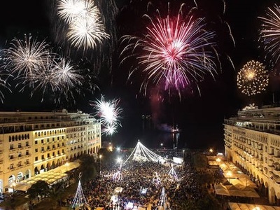 Θεσσαλονίκη: 14χρονος σκοτώθηκε όταν έπε...