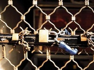 Σε κατάσταση εκτάκτου ανάγκης η αγορά στην Ελλάδα