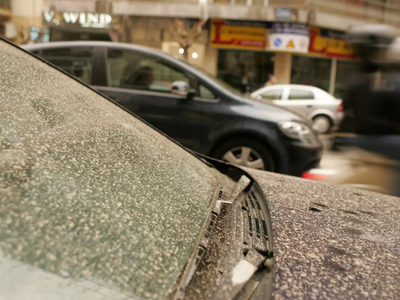 Καιρός: Επιστρέφουν οι λασποβροχές – Δεί...