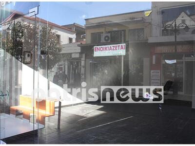 Πύργος: Αργοπεθαίνει η οδός Ερμού - Κλεί...