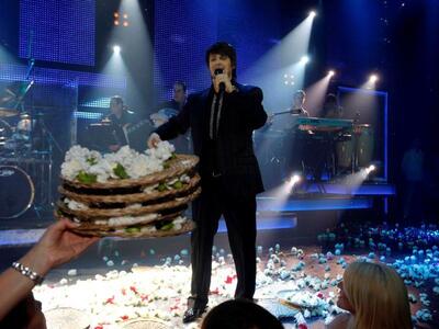 Έρχεται ο Πάνος Κιάμος στην Πάτρα