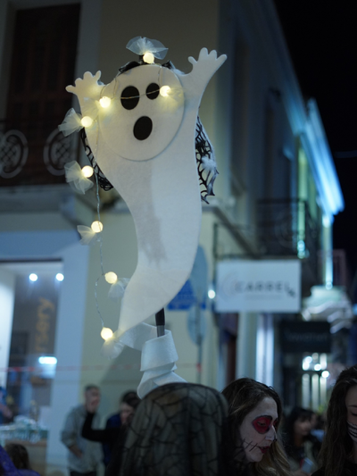 Πάτρα: Η 2η «Ημέρα των Φαντασμάτων» γέμισε τη Ρήγα Φεραίου με χρώματα, μουσική και χαμόγελα