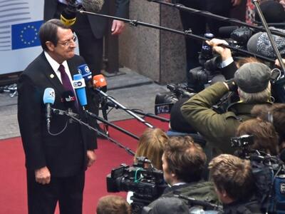 Αναστασιάδης:"Δεν πρόκειται να ασχο...