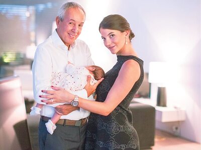 Κούστας - Μέρμυγκα: Διακοπές στη Μύκονο