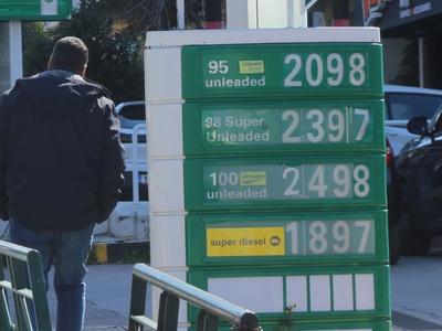 Έμφραγμα από την τιμή της βενζίνης: Σοκ ...