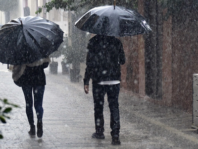 Καιρός: Καταιγίδες, πτώση θερμοκρασίας κ...