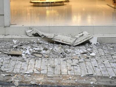 Πάτρα: Κατάρρευση τμήματος μπαλκονιού στ...