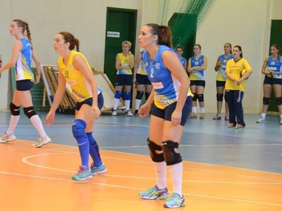 Αν και μανούλα η Ελισάβετ Μποτσάκη Νο2 π...