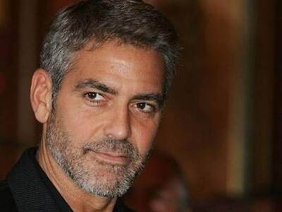 Ο Τζορτζ Κλούνει απαντά αν θα βαφτίσει τ...