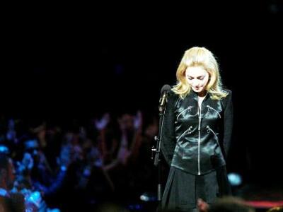 Ο θρόνος της πιο ακριβοπληρωμένης ανήκει...