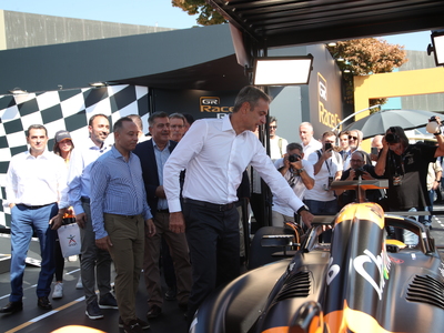 Μητσοτάκης στα περίπτερα της ΔΕΘ: Η Form...