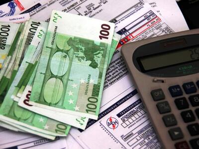 Ποιοι κερδίζουν "κούρεμα" χρεώ...