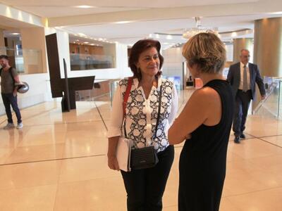 Διαβεβαιώσεις Θεανώς Φωτίου στους εργαζό...