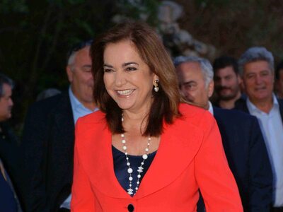 Η Ντόρα  Μπακογιάννη κατηγορεί τον Αντών...