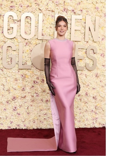 Χάλει Στέινφιλντ με Prada 