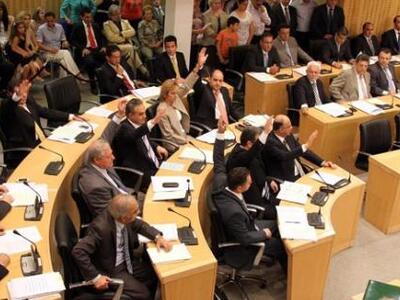Κύπρος: Απέχει ο ΔΗΣΥ, «όχι» από ΔΗΚΟ, δ...