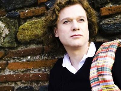 Έρχεται ο Πέτρος Γαϊτάνος για το ορατόρι...