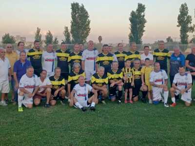 Οι Παλαίμαχοι της Πάτρας σε φιλικό με το...