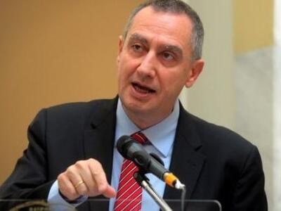 Ψυγειάκι για αναψυκτικά αγόρασαν στο Υπο...