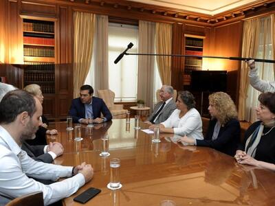 Σε εξέλιξη η συνάντηση του Αλ. Τσίπρα με...
