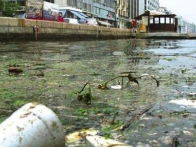 Ινδία: το 80% των λυμάτων καταλήγει ανεπ...