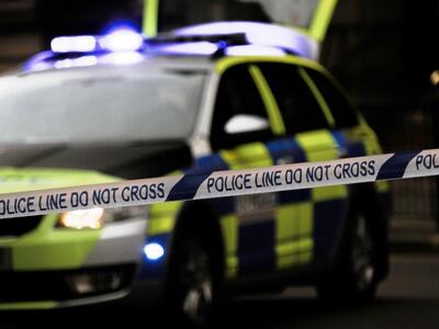 Βρετανία: Τρεις γυναίκες επιτέθηκαν με μ...