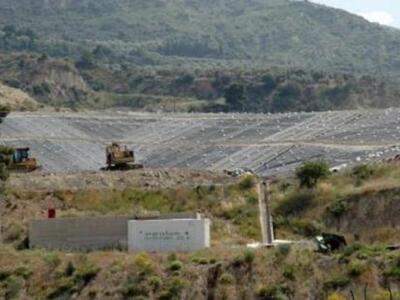 ΕΚΛΕΙΣΕ από την κακοκαιρία ο ΧΥΤΑ του Φλ...