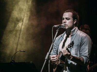 Ο Παντελής Κυραμαργιός παρουσιάζει απόψε...