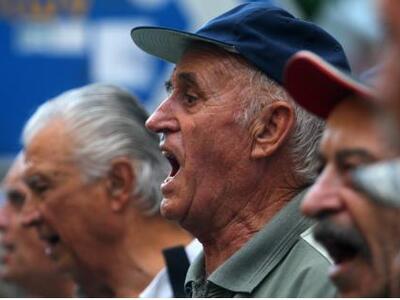 ΤΟ ΕΚΑΣ να δίνεται σε όλους τους συνταξι...