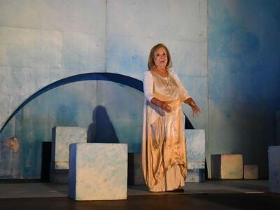 Η Κάρμεν Ρουγγέρη.