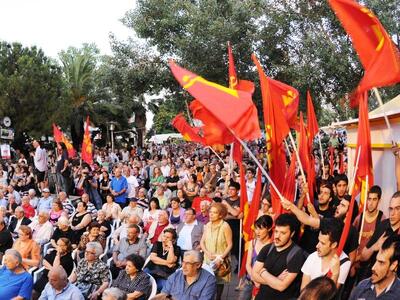 ΚΚΕ: «Tραμπούκικη επίθεση φασιστοειδών» ...