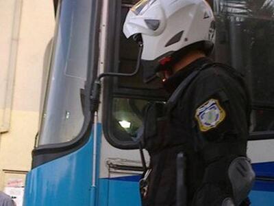 Πάτρα:Καραδοκούν πορτοφολάδες και τσαντά...