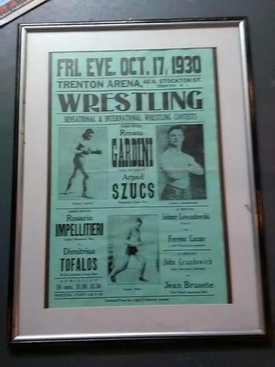 ΑΦΙΣΣΑ ΑΠΟ ΤΗΝ ΑΜΕΡΙΚΗ, ΚΑΤΩ ΔΕΞΙΑ ΑΝΑΦΕ...