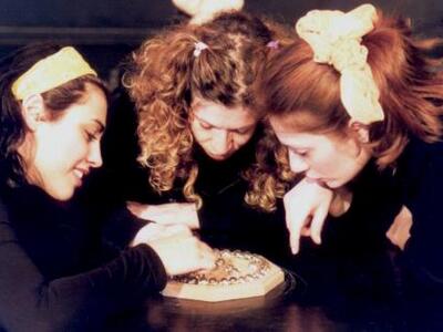 Η Θεατρική Ομάδα Εργαζομένων Πανεπιστημί...